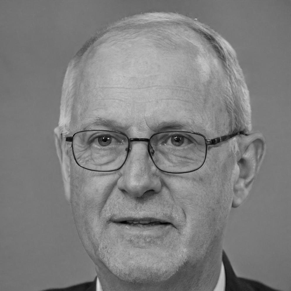 Portrait de Célian Moreau, expert en psychologie financière