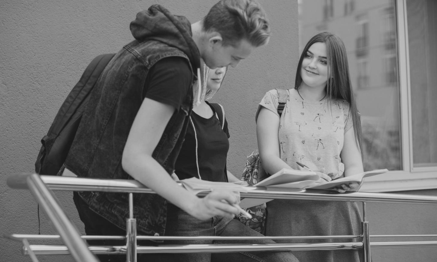 Séance de formation en psychologie budgétaire avec des professionnels
